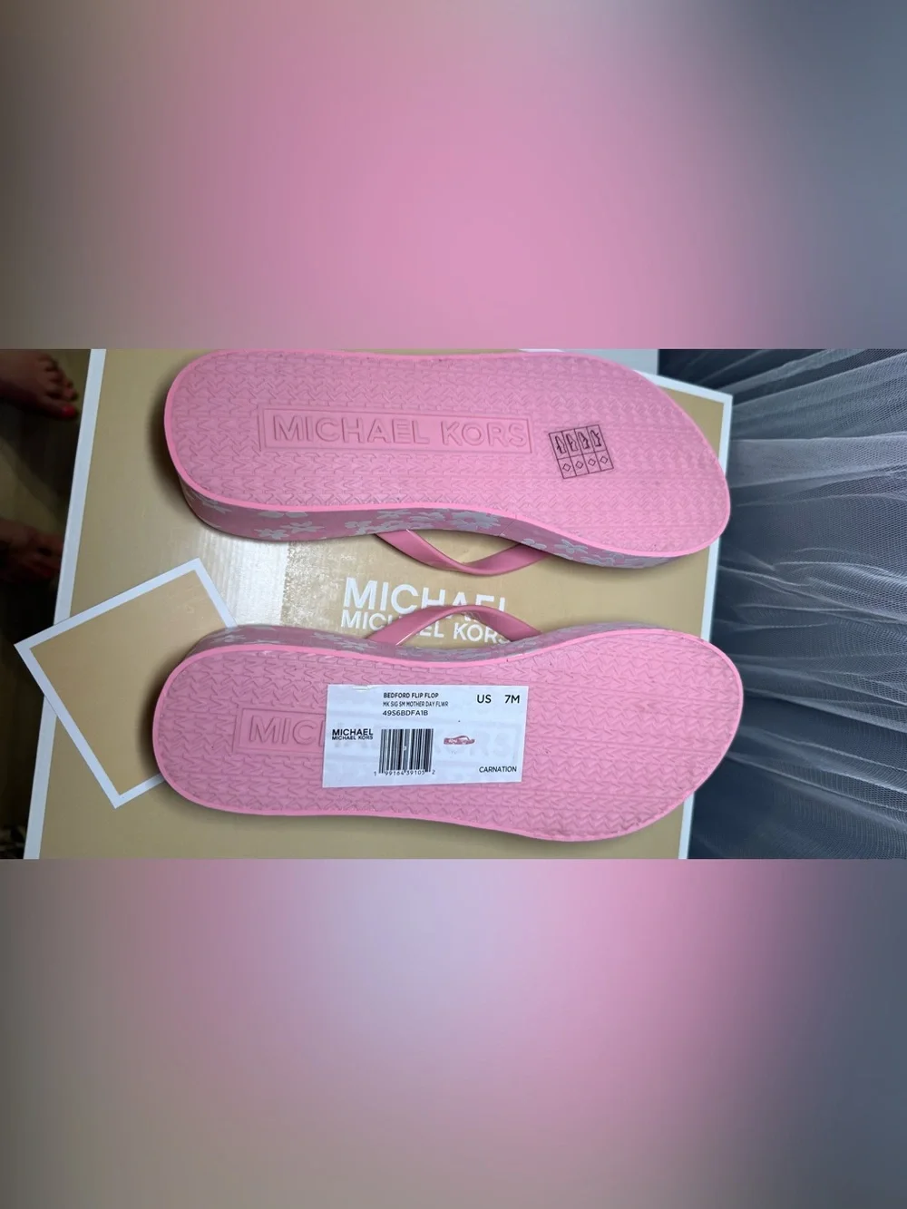 Michael kors Pink Floral Platform Flip Flop 7